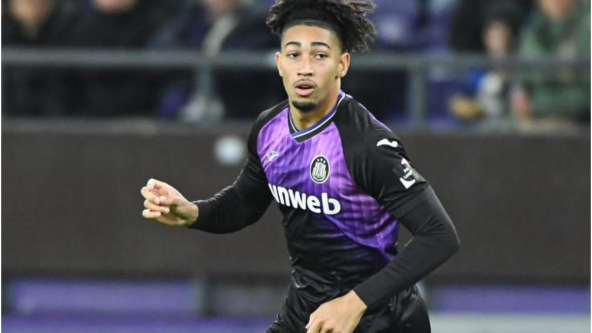 El Villarreal maneja la opción del canadiense Saliba para el mediocentro