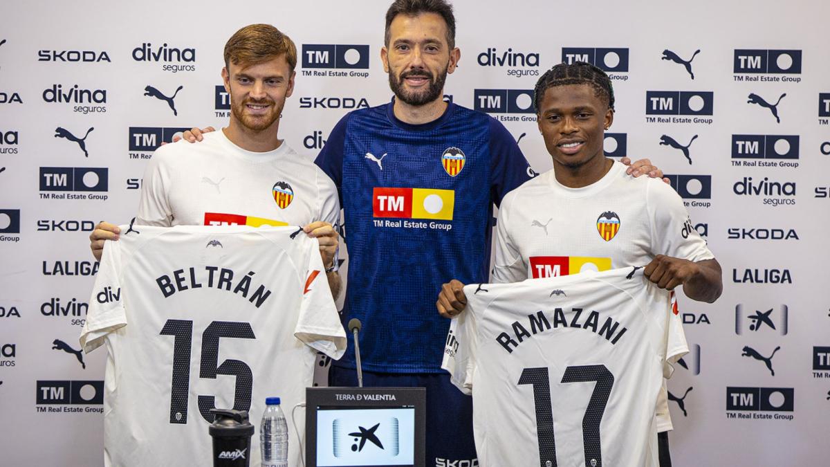 Valencia entra en su semana final: mínimo tres fichajes