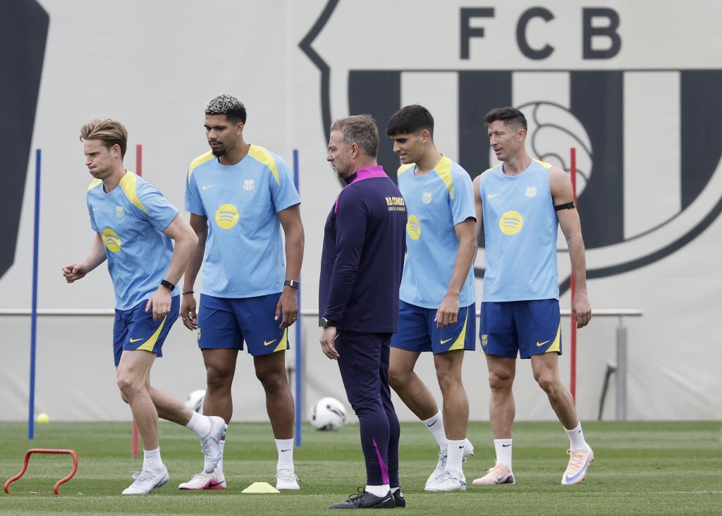 El Barça viaja a Valencia con De Jong y Ferran Torres, pero sin Koundé