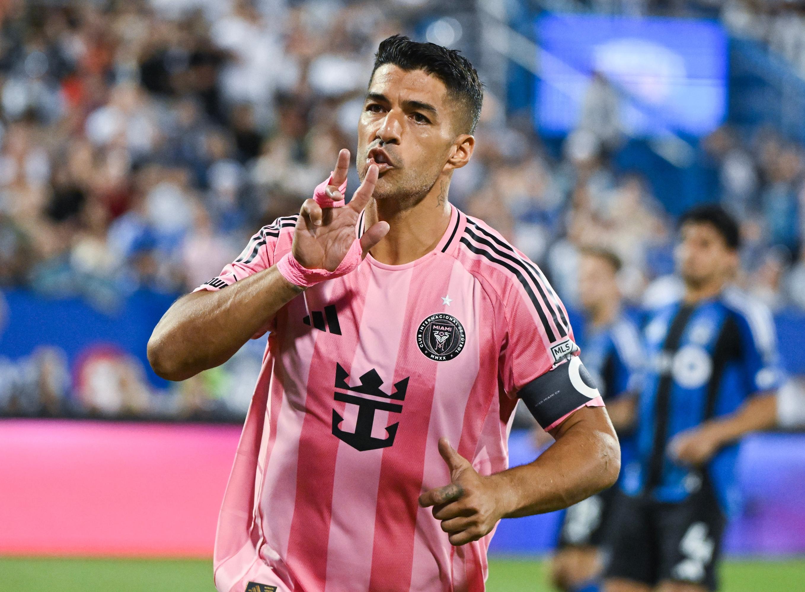 Luis Suárez da otro triunfo a un Inter sin Messi, con susto de Berterame