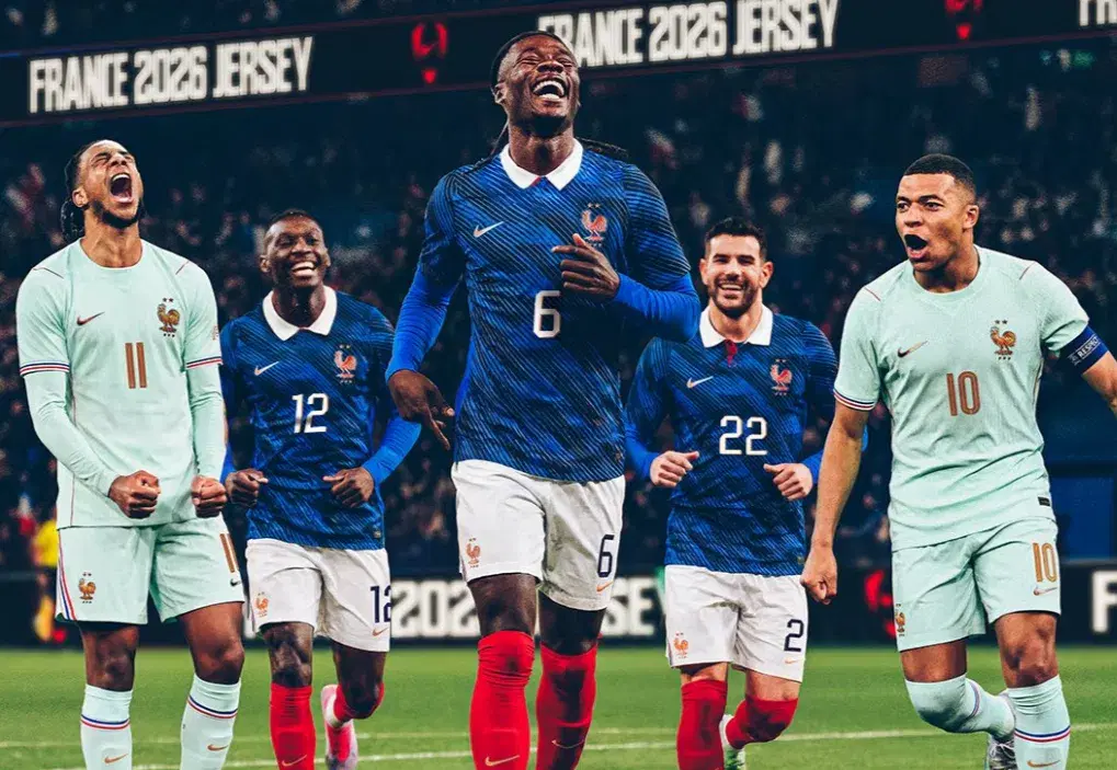 Francia presenta sus nuevas camisetas con Mbappé como bandera para el Mundial