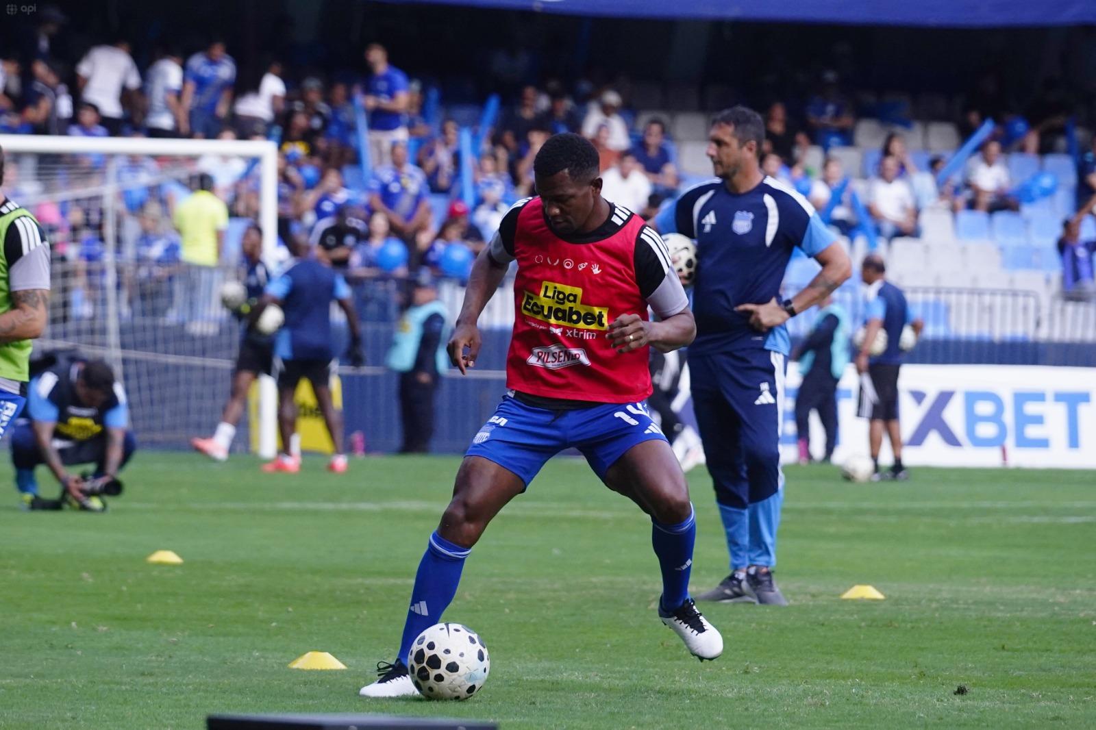 Romario Caicedo: "Fuimos superiores y este es el camino para Emelec"