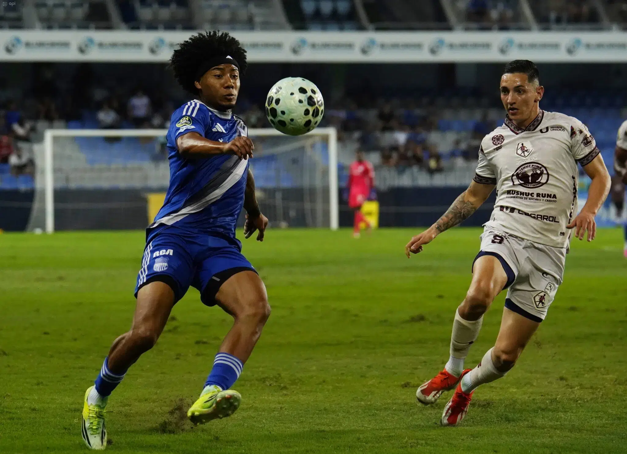 Emelec y Mushuc Runa empataron 1-1 en un partido de la LigaPro, donde Emelec no pudo mantener su ventaja inicial.