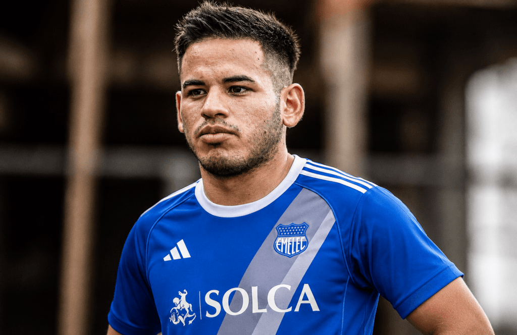 Emelec busca fichar al paraguayo Teodoro Arce para potenciar su ofensiva