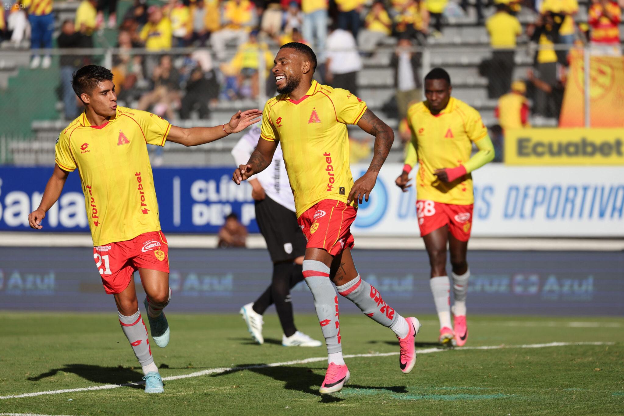 (VIDEO) GOLEADA DE PAPÁ AUCAS: Superó a Leones FC y se consolida en la parte alta de la tabla