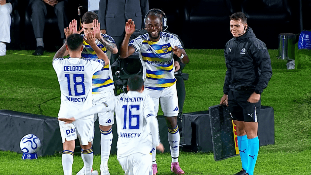 (VIDEO) Enner Valencia debutó con la camiseta de Boca Juniors