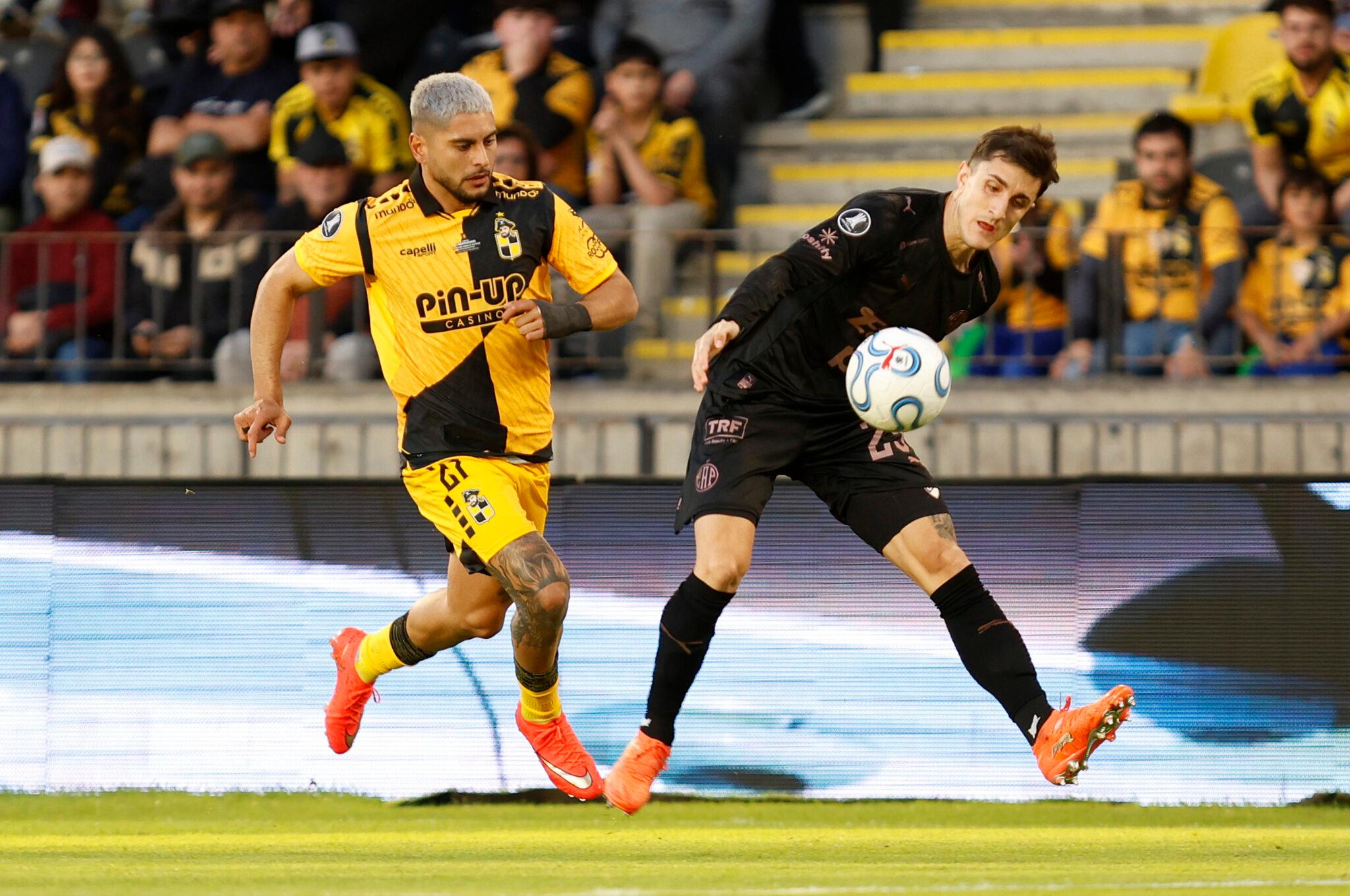 Platense clasifica a cuartos de la Copa Libertadores
