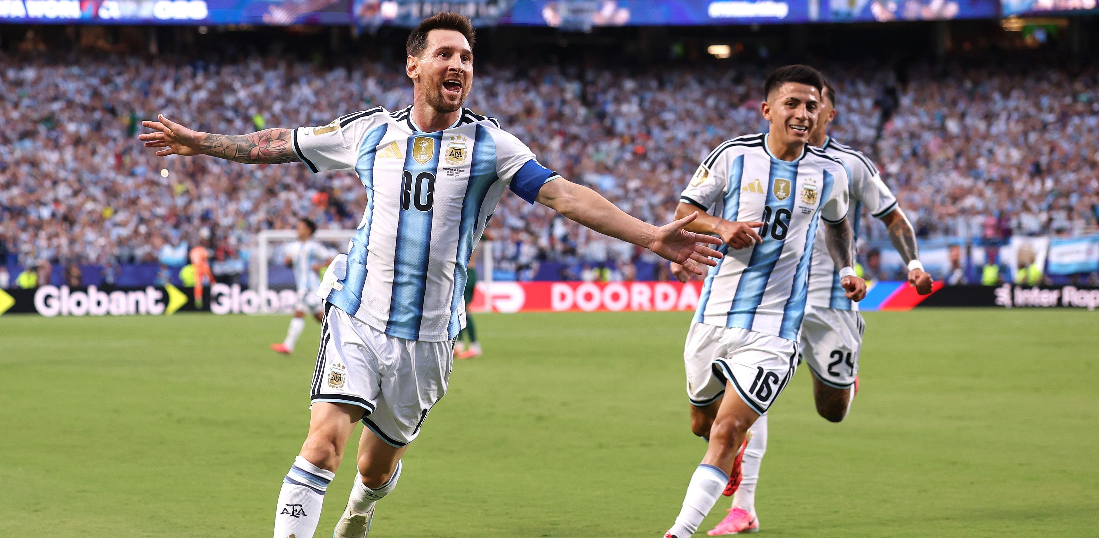 MESSI: "No hay nadie como él"