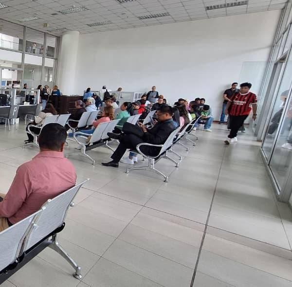 ANT suspende atención nacional por caída del sistema