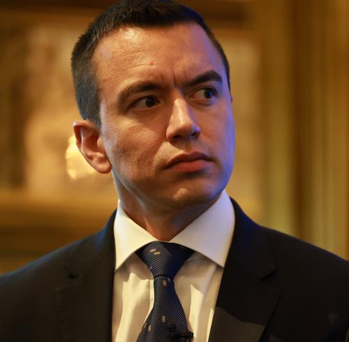 Noboa destaca liderazgo de FF.AA. en operaciones
