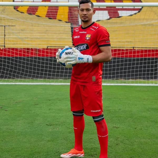 José Contreras convocado por Venezuela para fecha FIFA