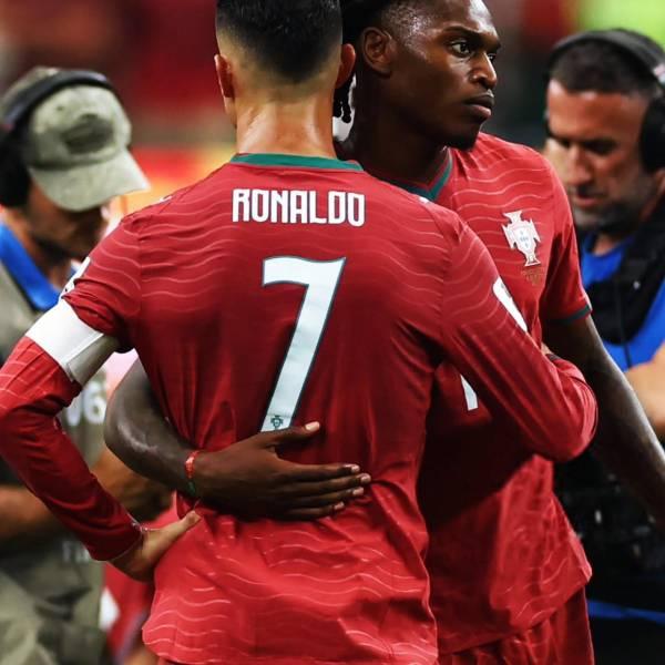 Rafael Leão usará el dorsal 7 tras salida de Ronaldo