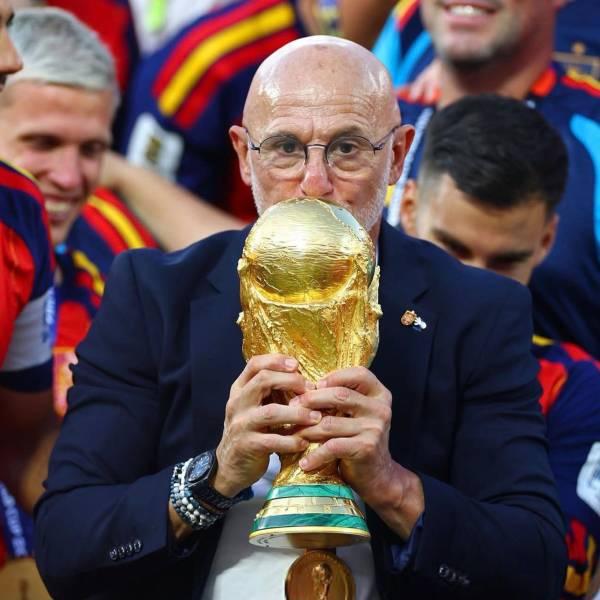 Luis de la Fuente renovará hasta el Mundial 2030 con España