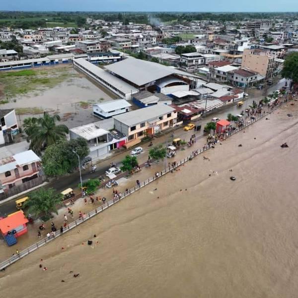Guayas, Esmeraldas y Manabí: El Niño desborda el río Vinces
