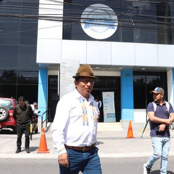TCE sanciona a Guillermo Churuchumbi con multa de USD 12.050 por cuentas de Pachakutik