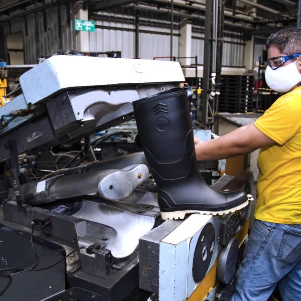 PICA activa sistema solar para cubrir más del 60% de su energía