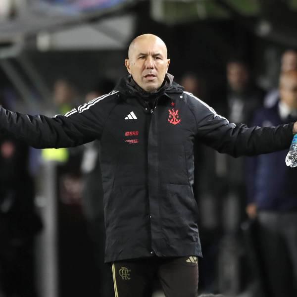 Jardim explica por qué Anthony Valencia juega poco en Flamengo