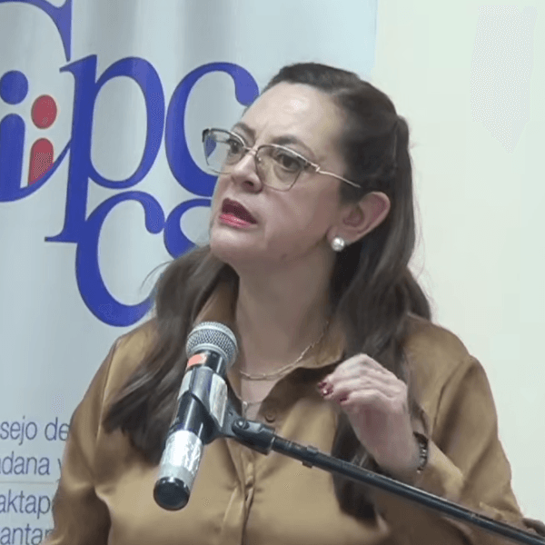 Archivo de impugnación contra Daniella Camacho en concurso para Fiscal